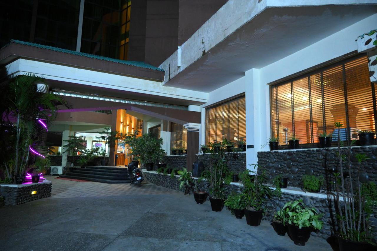德威格兰德酒店 格德拉 外观 照片